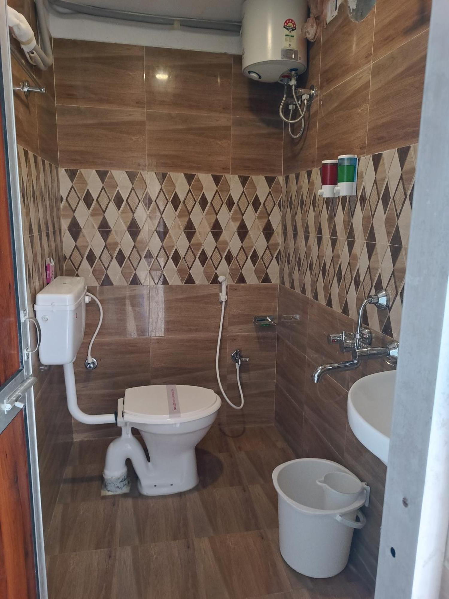 Mom Hotel - Unit Of Mom Hotel Puri Zewnętrze zdjęcie